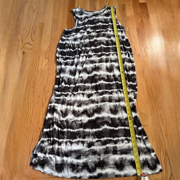Koolaburra By Ugg Women’s Black/White Tank Dress - Picture 7 of 8